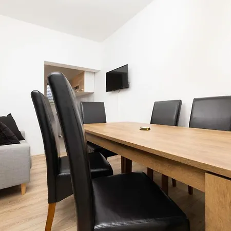 Apartament Ruza By El-pi Tours Njivice