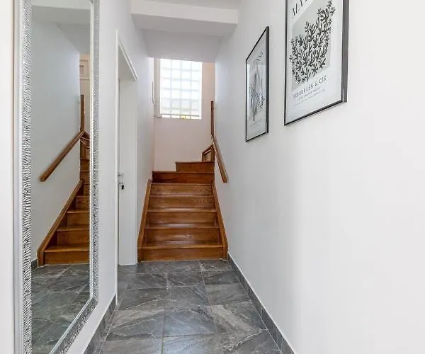 Ruza By El-pi Tours *