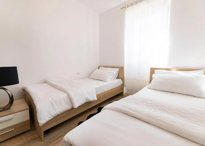 Ruza By El-pi Tours Apartament Njivice