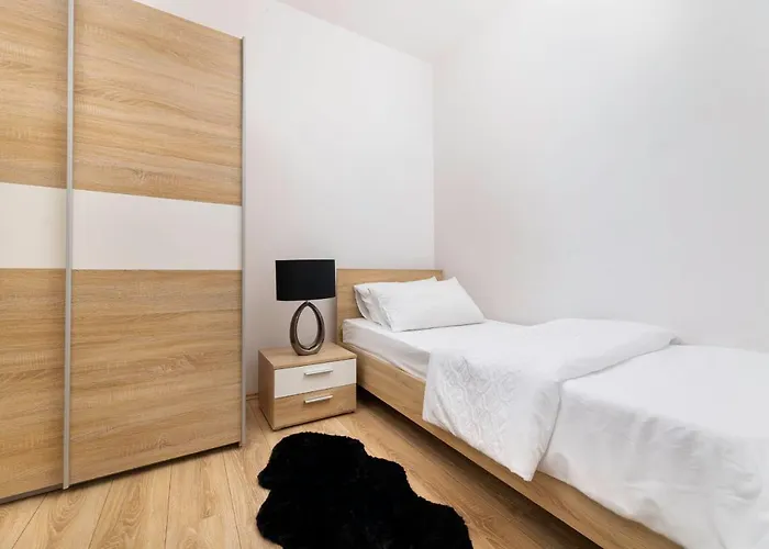 Ruza By El-pi Tours * Njivice